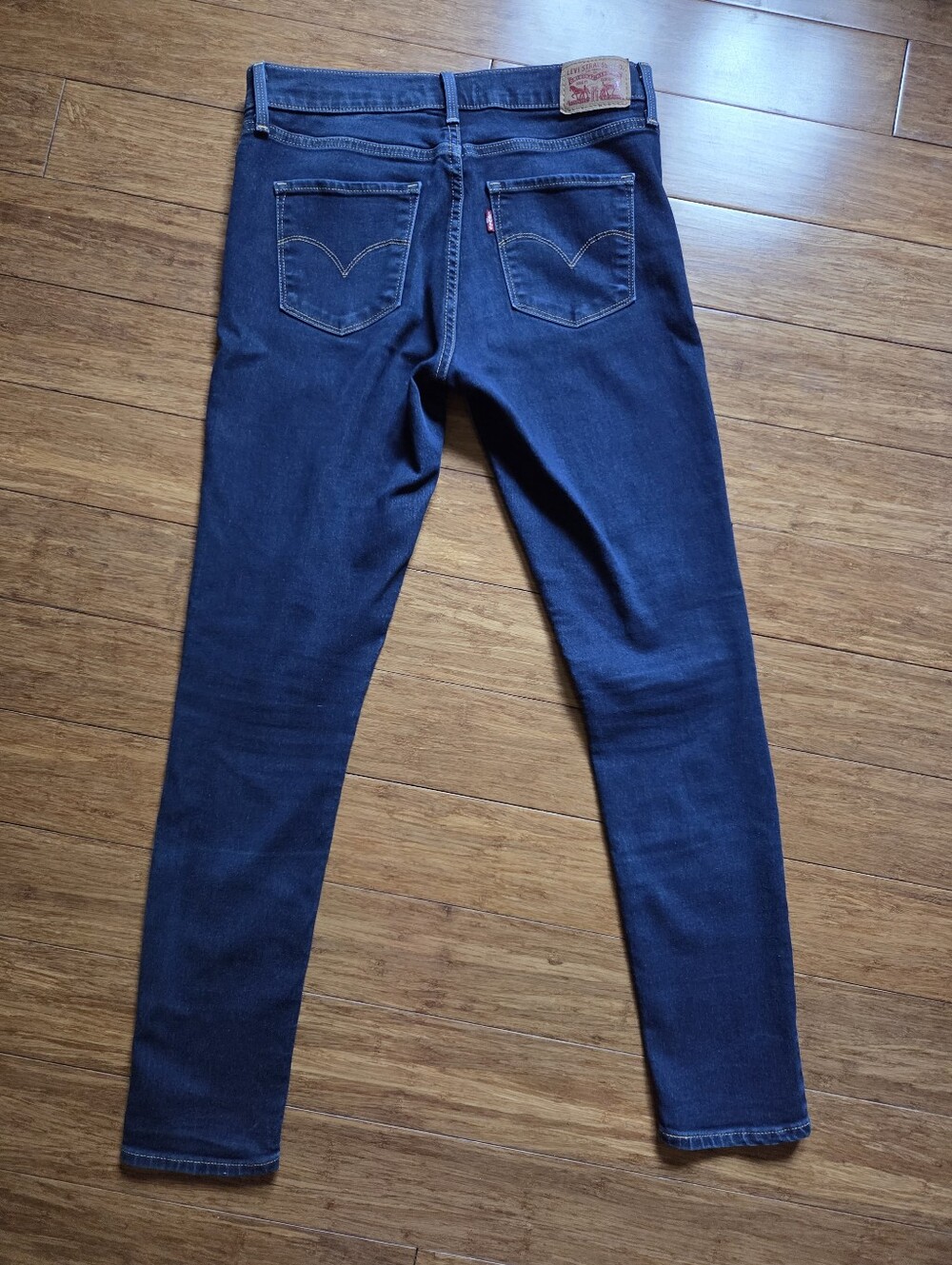 Levi's 311 Shaping Skinny Jeans Dark Wash Stretch Women's 28 x 30 Mid Rise - Picture 10 of 10